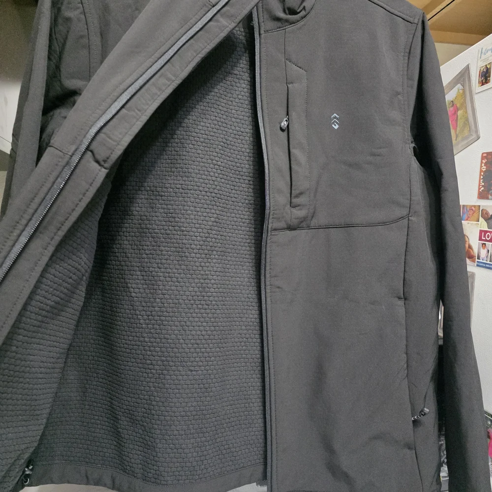 Do Not Buy Free Country Men's Black Performance Jacket Size Medium